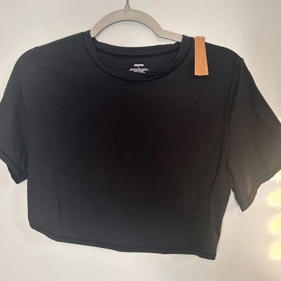 Skims Fits Everybody Super Cropped T-Shirt Special Edition Sparkle NWT - Picture 2 of 5